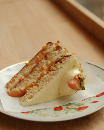 Peaches & Honey Mascarpone Cake