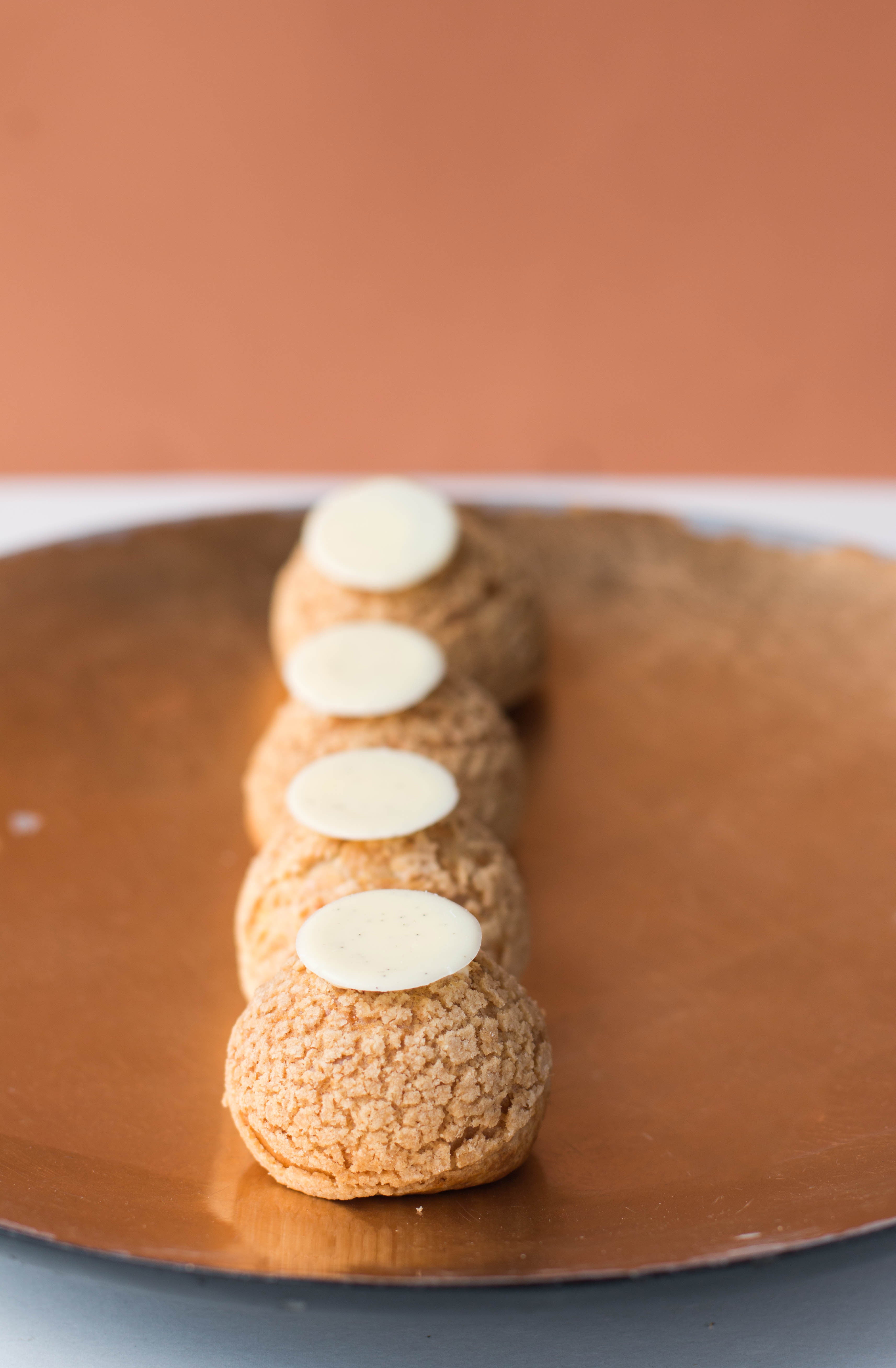 Madagascan Vanilla Choux